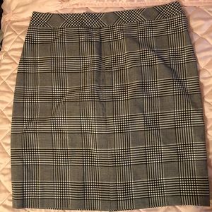 Pink tartan black and white plaid skirt
